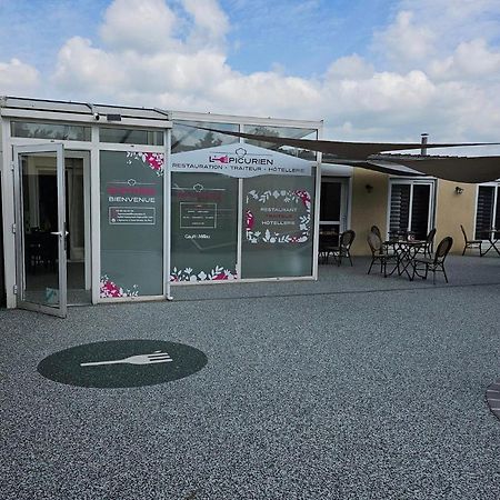 雷皮促里恩酒店 Saint-Nicolas-de-Port 外观 照片